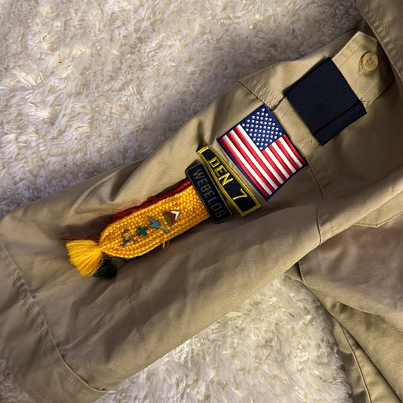 Boy Scouts of America Short Sleeve Uniform Shirt Youth Medium Beige Patches - Picture 4 of 6